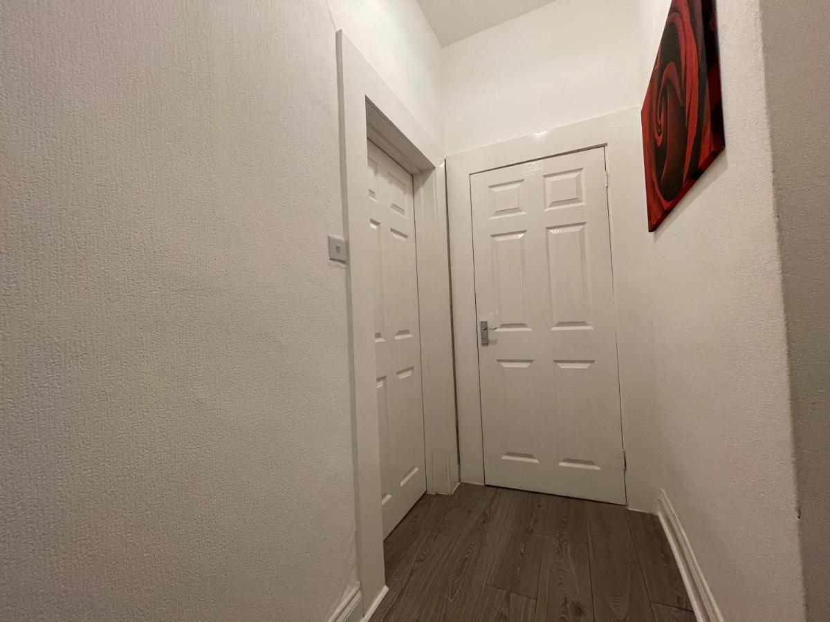 Mossend Hla Holytown 아파트 외부 사진